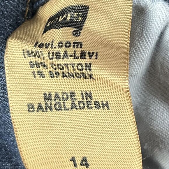 Levi’s 515 Shorts Womens 14 Blue Denim Mid Rise Classic Fit Casual Summer Staple - Picture 13 of 14